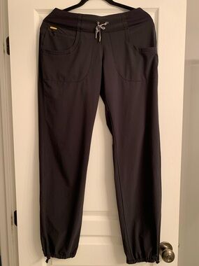 Lole Women’s Black Drawstring Jogger/Windbreaker Pants with Elastic Cuffs